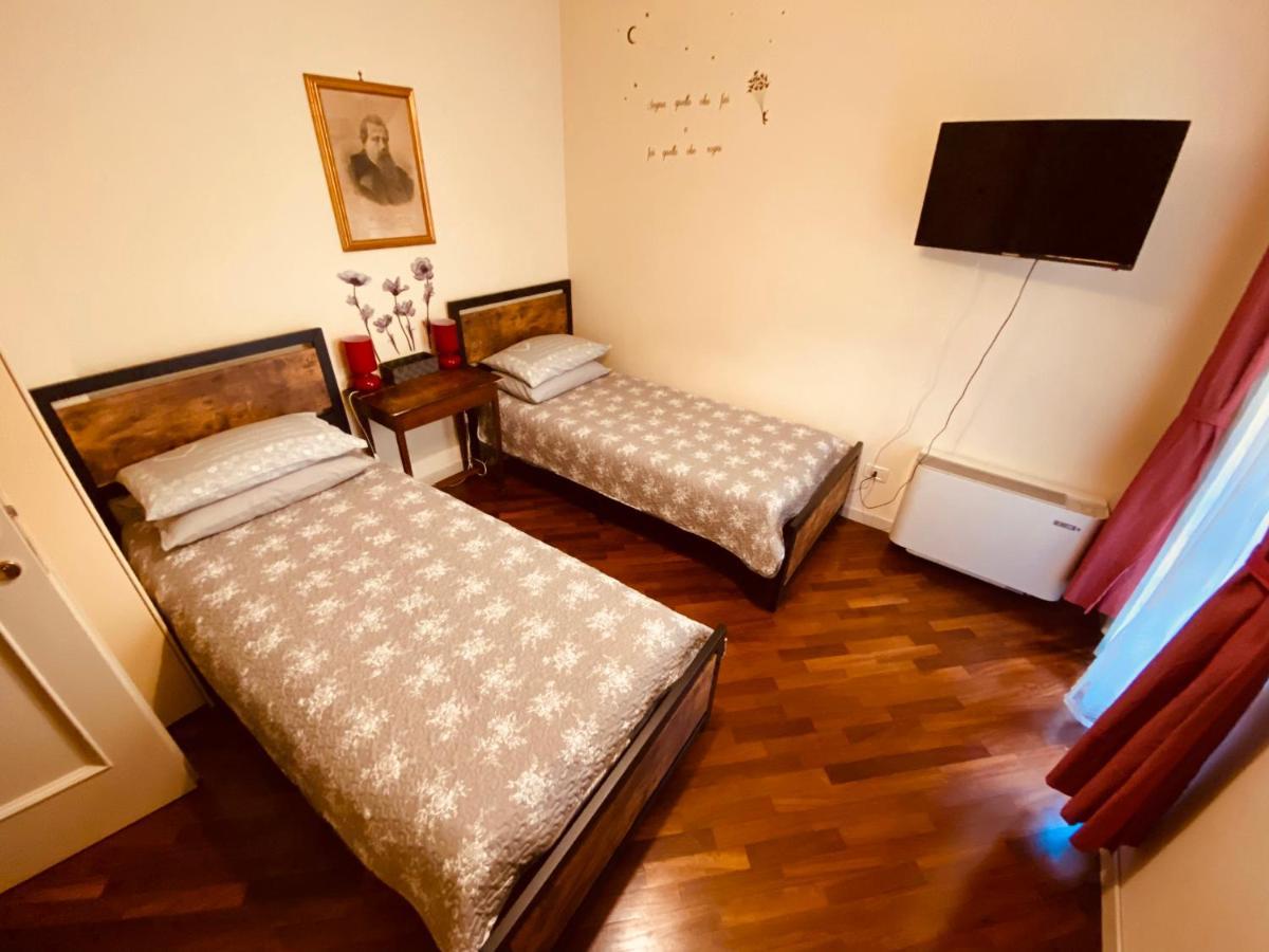 Amici Miei Rooms Cremona Exterior photo