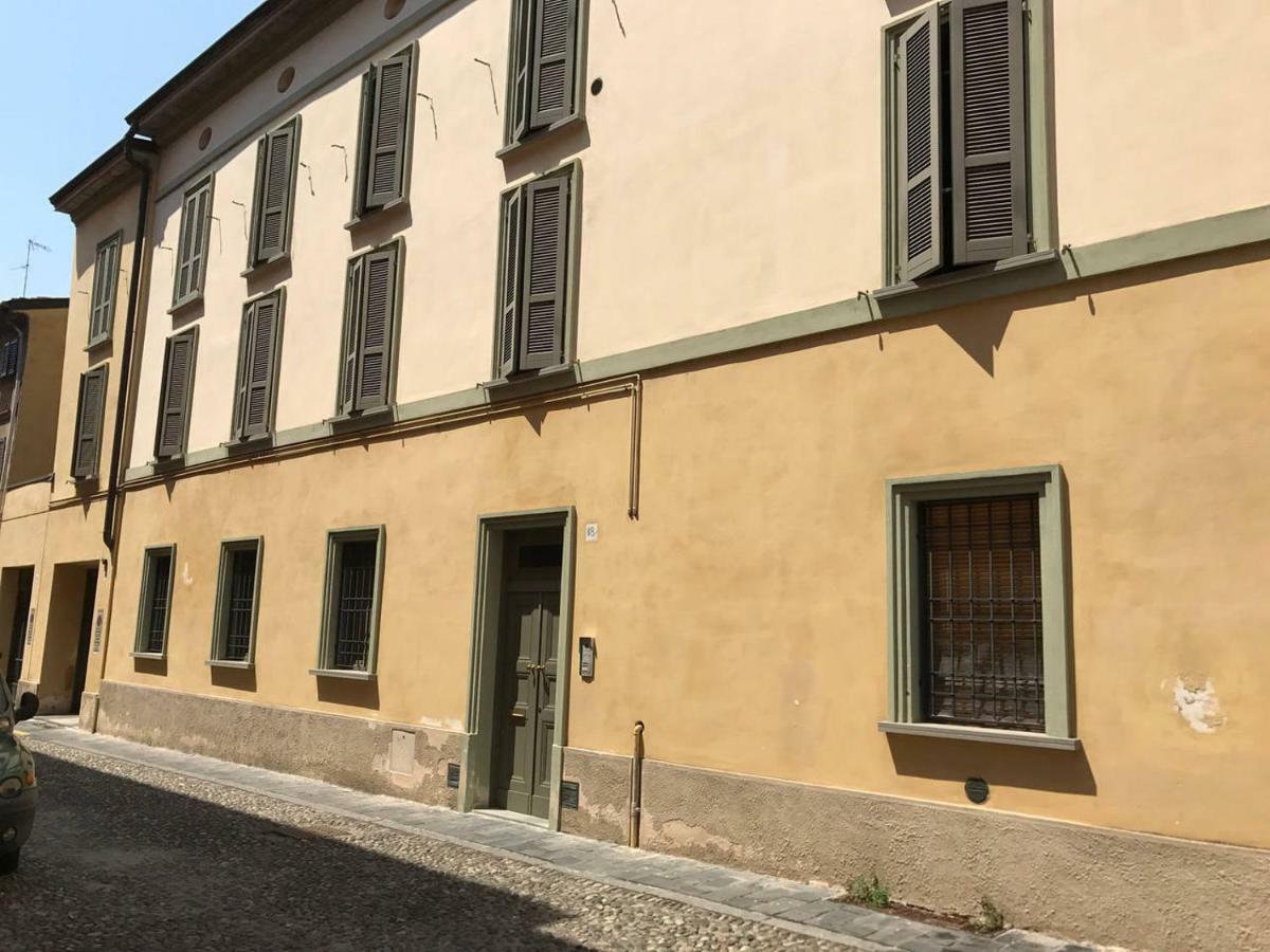 Amici Miei Rooms Cremona Exterior photo